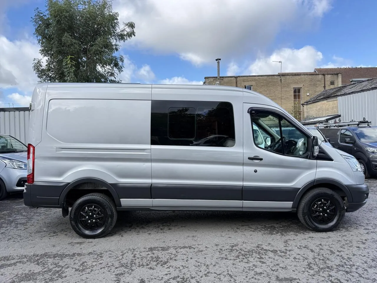 Ford Transit 350 2015 photo 5