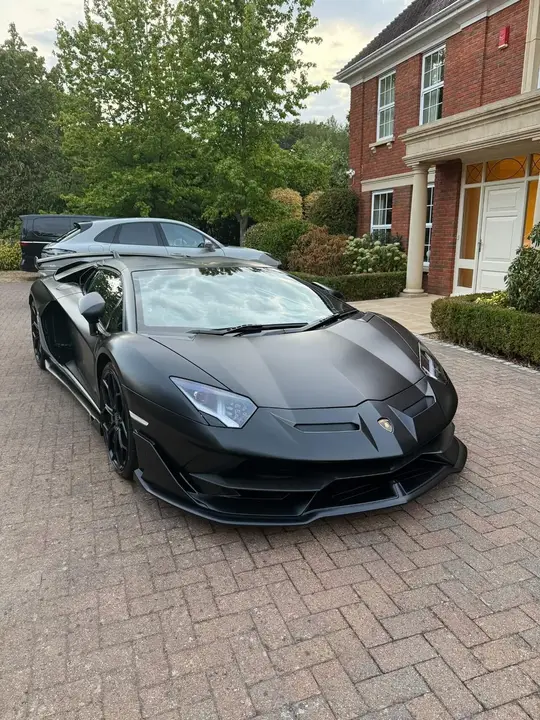 Lamborghini Aventador 2020 photo 2