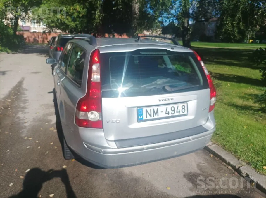 Volvo V50 2004 photo 3