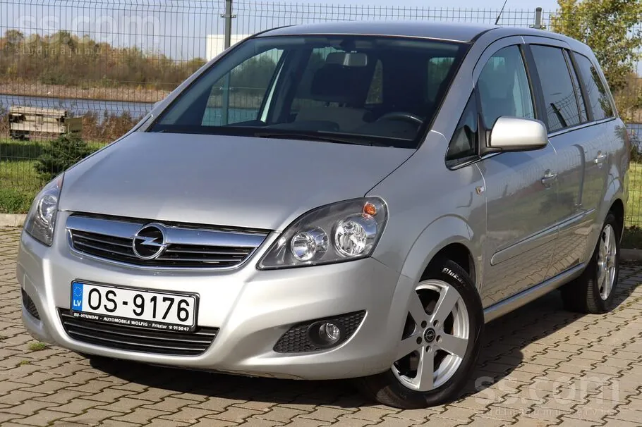 Opel Zafira 2011 photo 5
