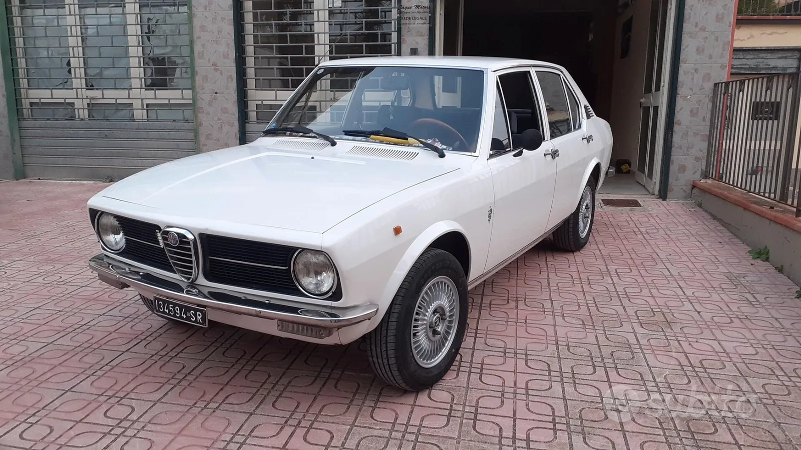 Alfa Romeo Alfetta 1970 photo 2