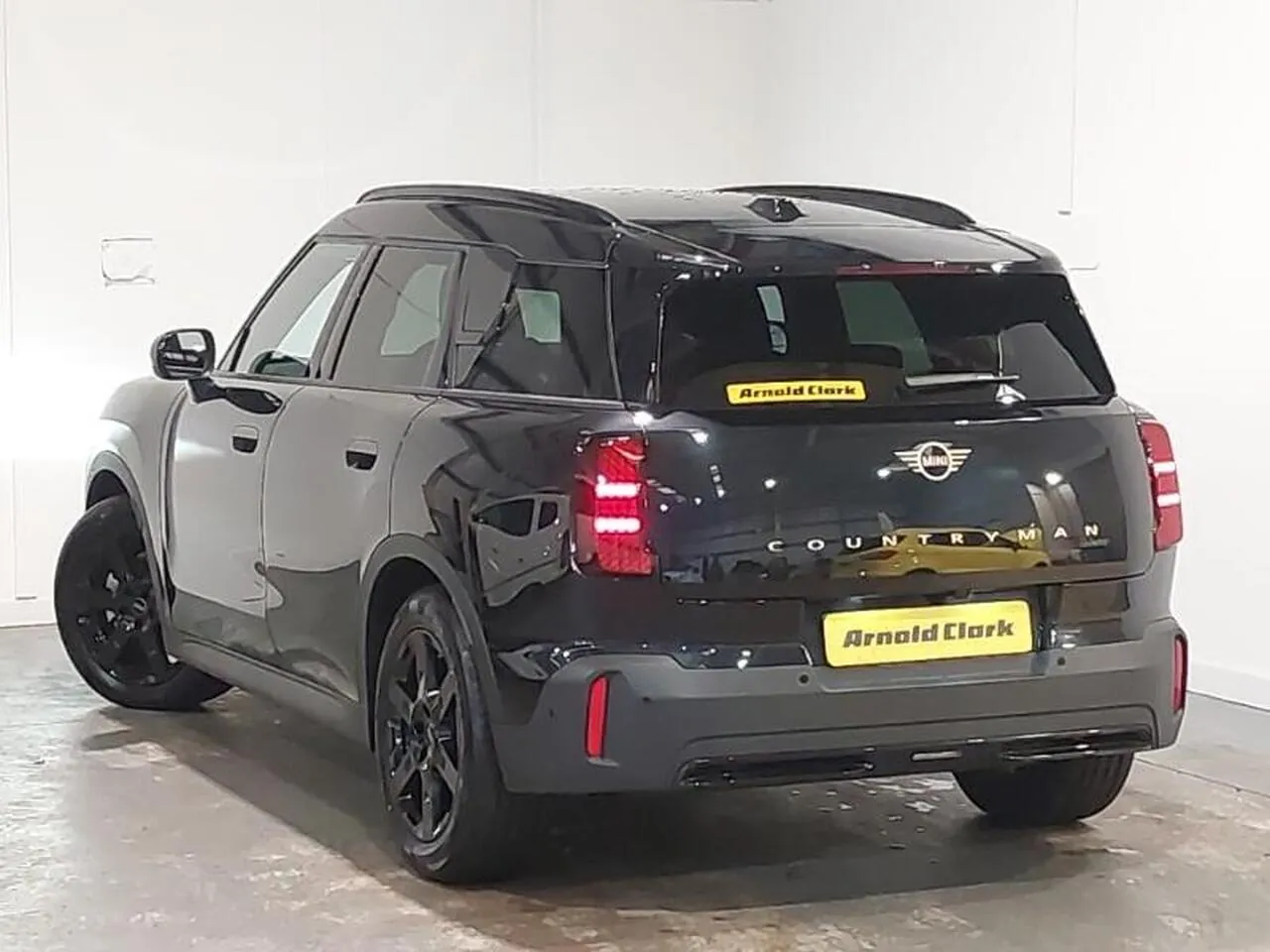Mini Electric Countryman 2026 photo 2