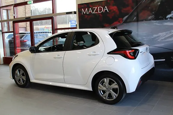 Mazda 2 2026 photo 2