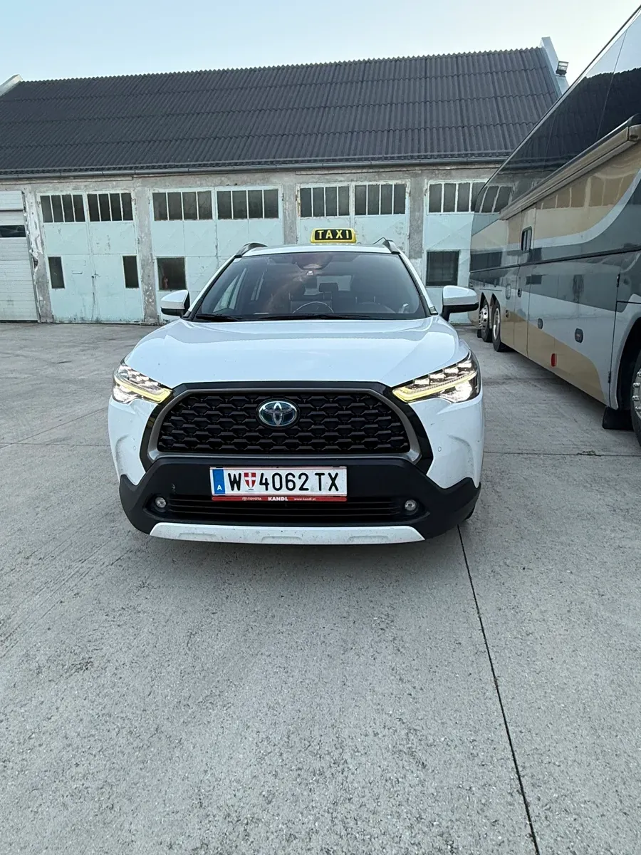 Toyota Corolla Cross 2024 photo 3