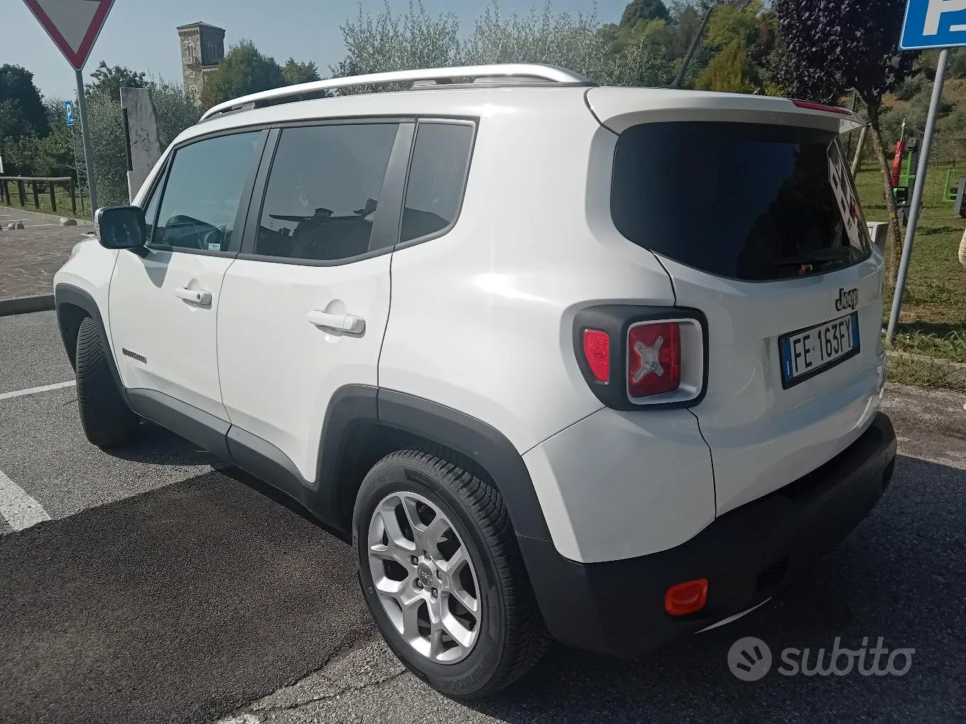 Jeep Renegade 2016 photo 4