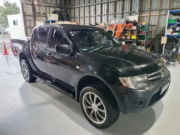 Mitsubishi Triton 2011 photo 3