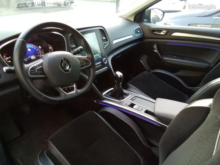 Renault Megane 2016 photo 3