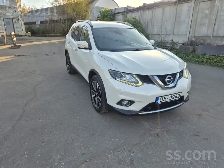Nissan X-Trail 2016 photo 2