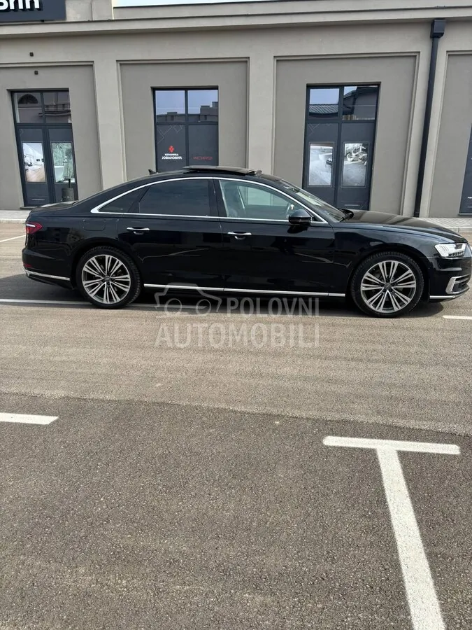 Audi A8 2019 photo 4