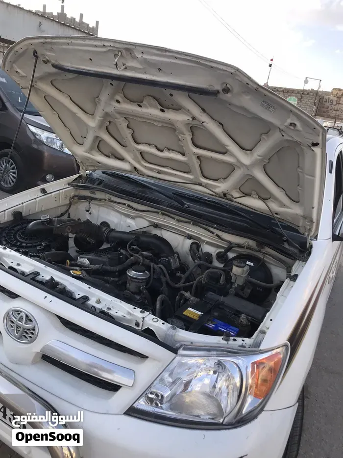 Toyota Hilux 2009 photo 2