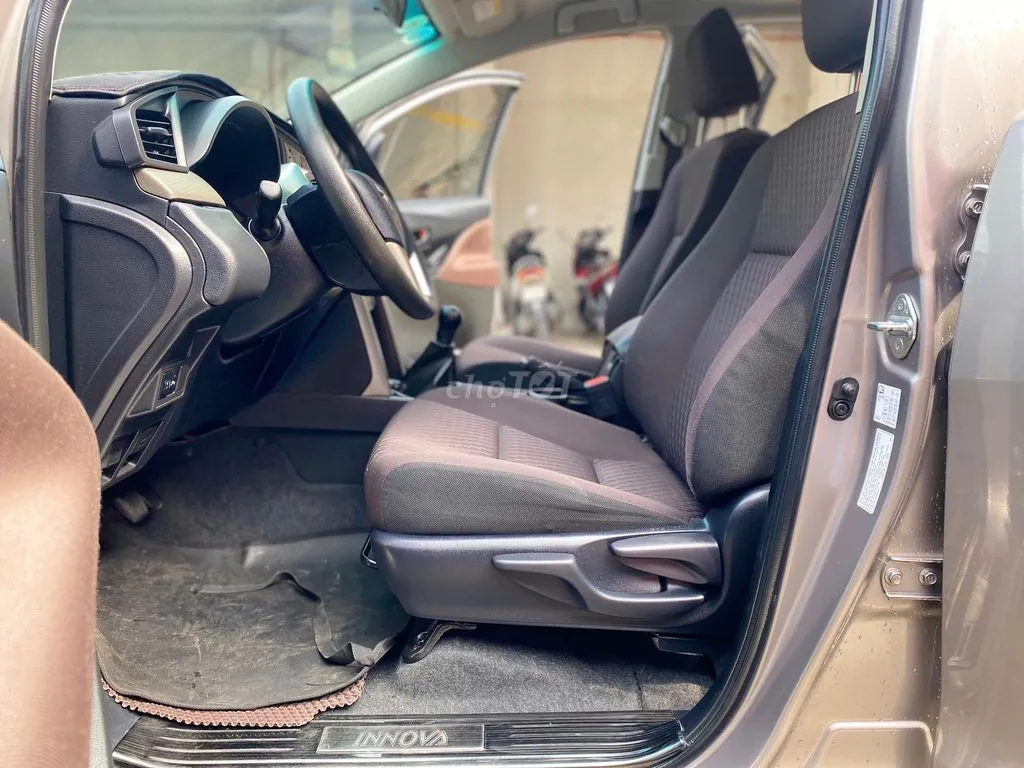 Toyota Innova 2024 photo 5