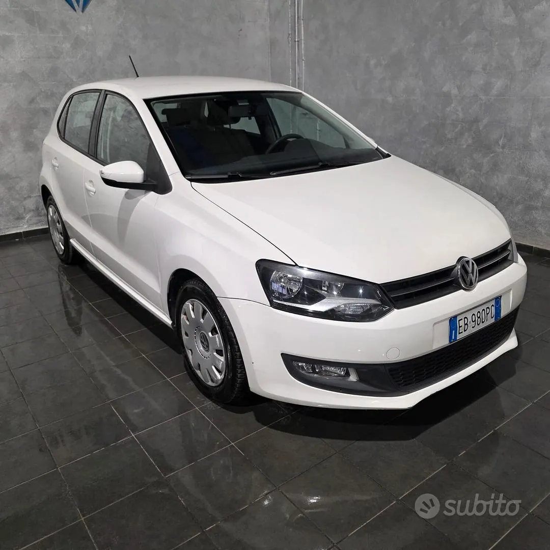 Volkswagen Polo 2010 photo 4