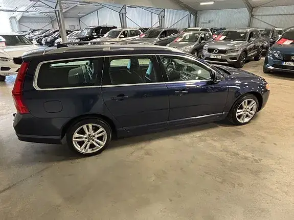 Volvo V70 2013 photo 3