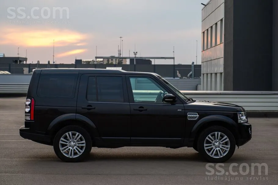Land Rover Discovery 2015 photo 5