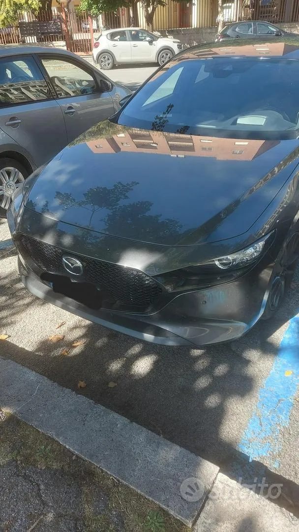 Mazda Mazda3 2019 photo 4