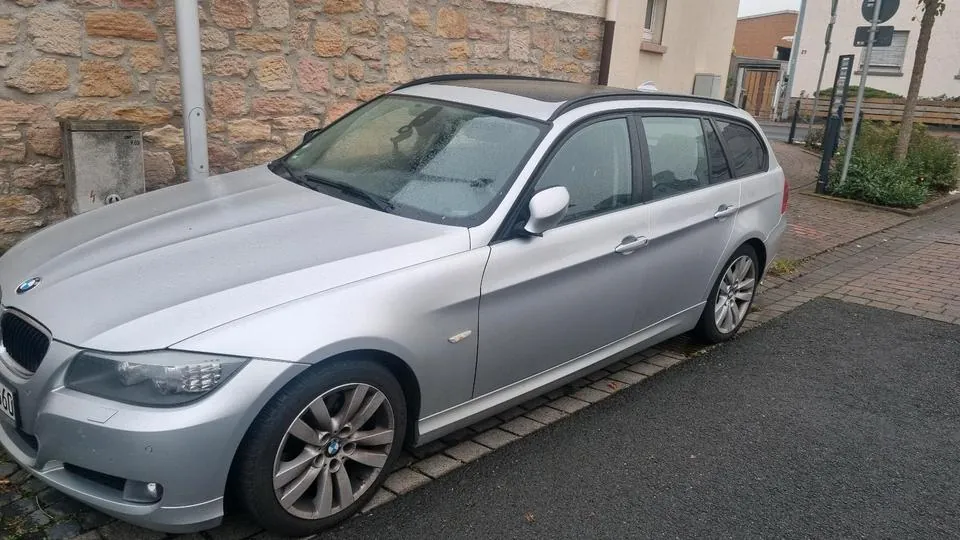 BMW 320
