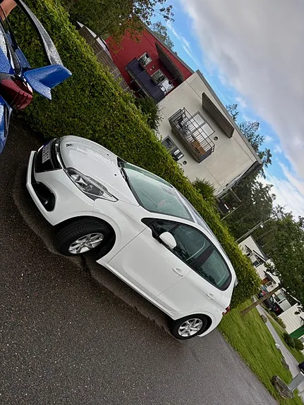 Peugeot 208 2015 photo 2