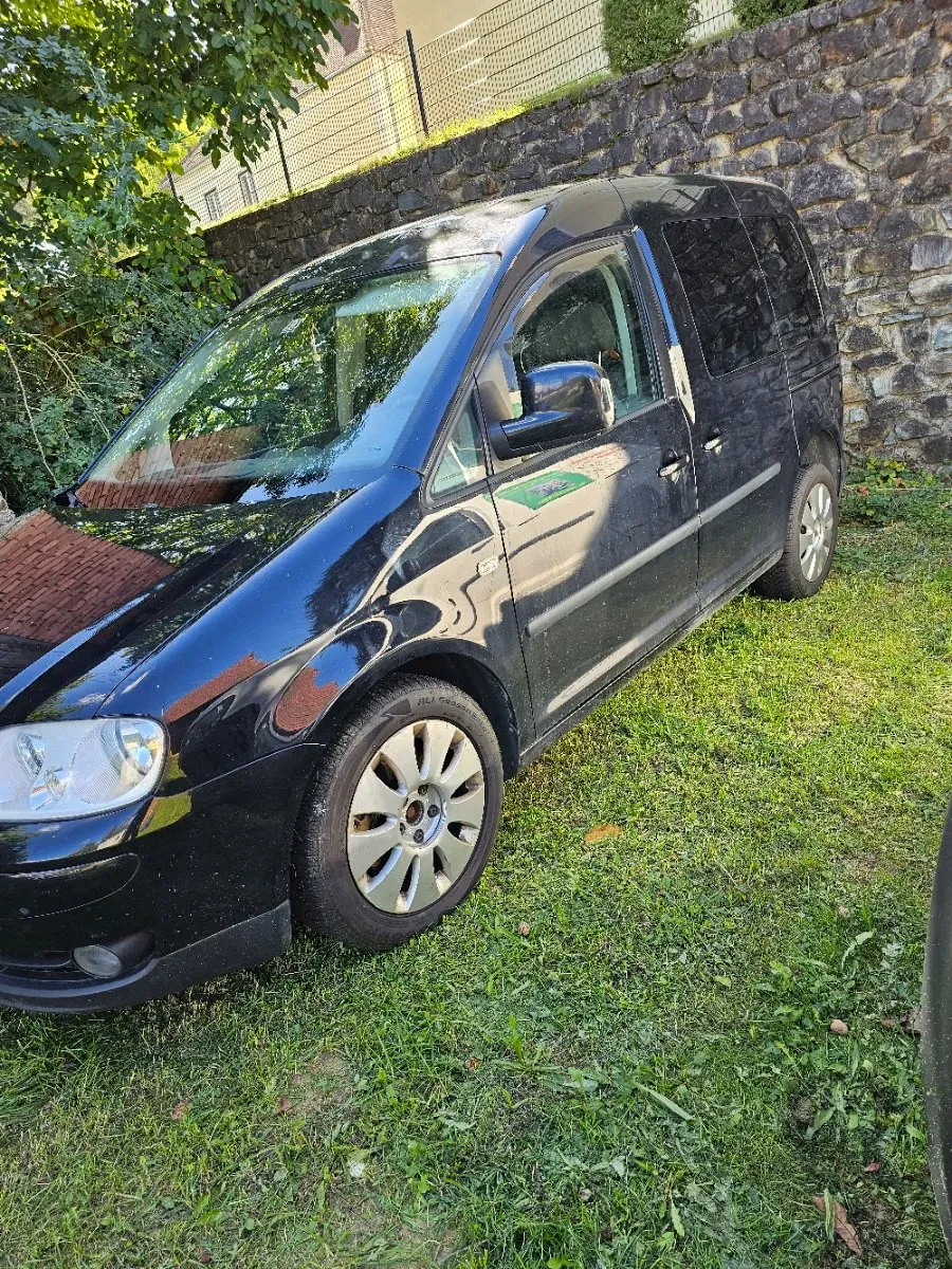 Volkswagen Caddy 2008 photo 2