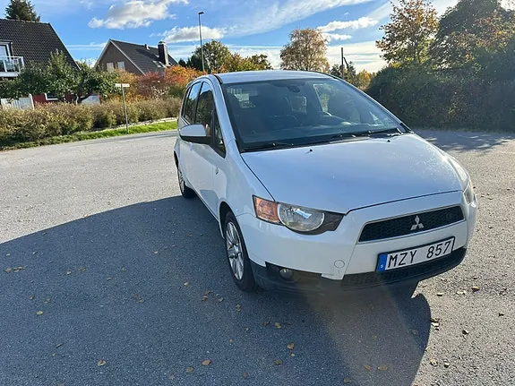 Mitsubishi Colt 2013 photo 4