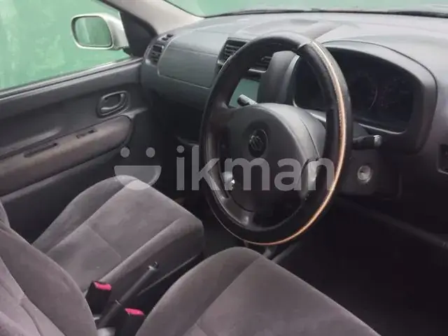 Suzuki Swift 2004 photo 2
