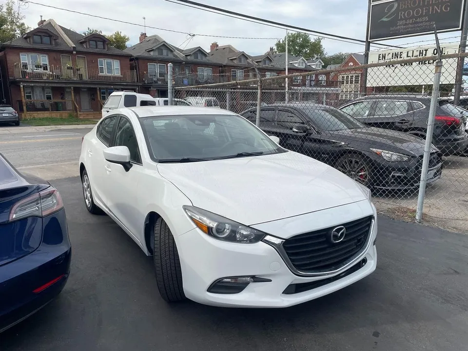 Mazda Mazda3 2018 photo 3