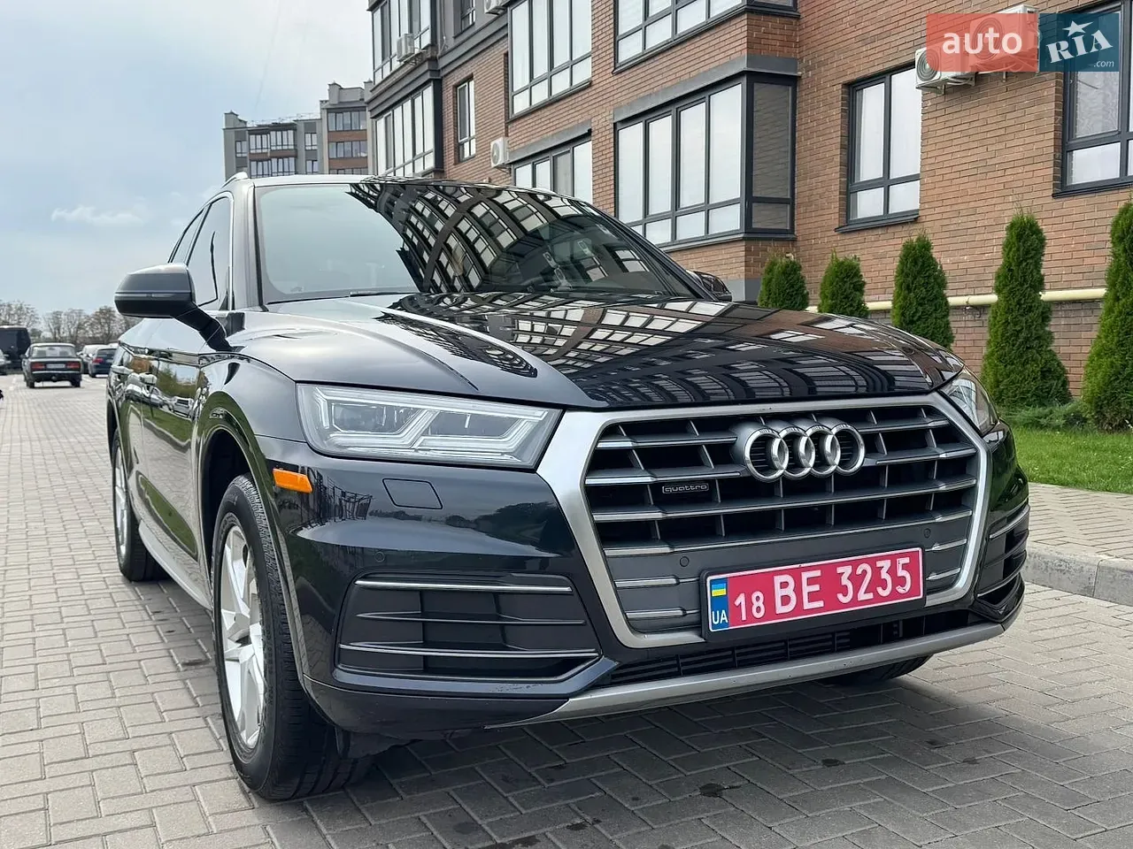 Audi Q5 2018 photo 2