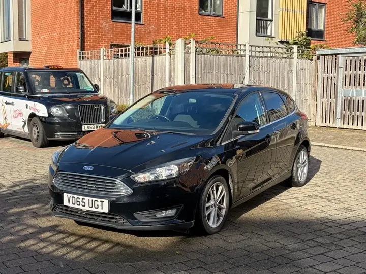 Ford Focus 2015 photo 2