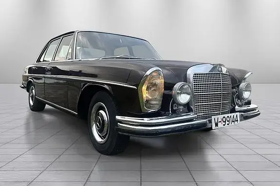 Mercedes-Benz 250 Se 1967 photo 5