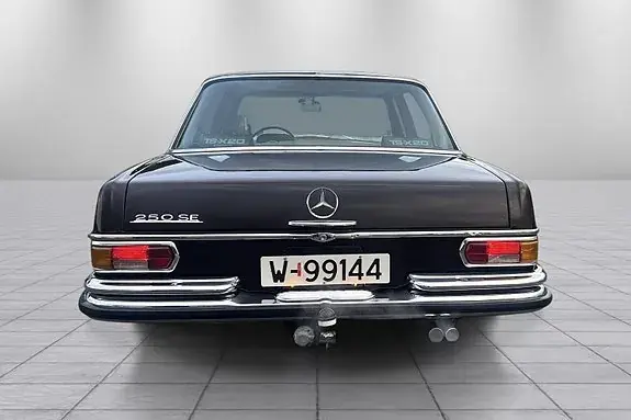 Mercedes-Benz 250 Se 1967 photo 4