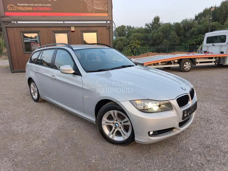 BMW 320 2010 photo 4