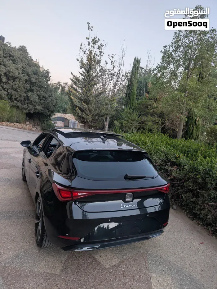 Seat Leon 2021 photo 2