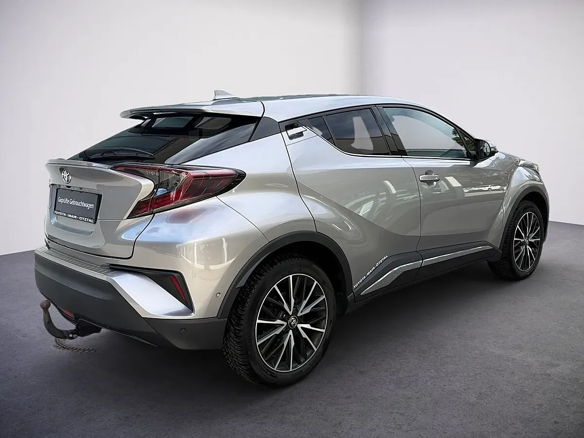 Toyota C-Hr 2018 photo 3