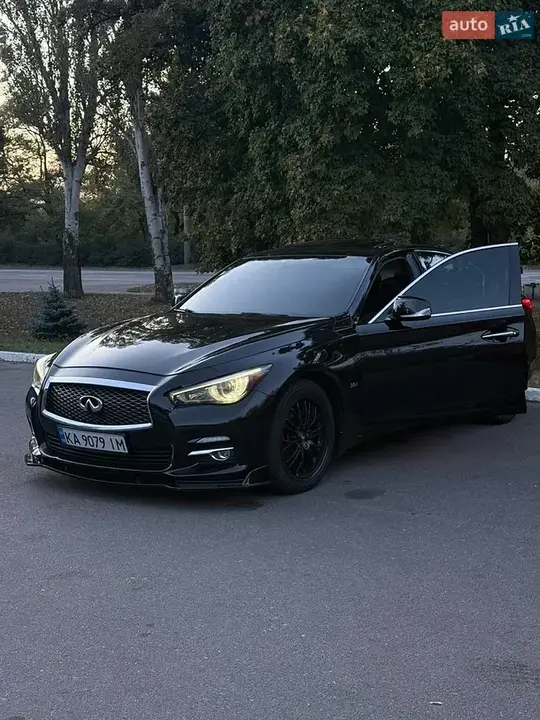 Infiniti Q50
