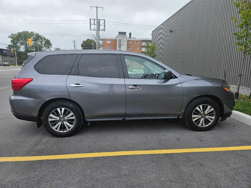 Nissan Pathfinder 2018 photo 2