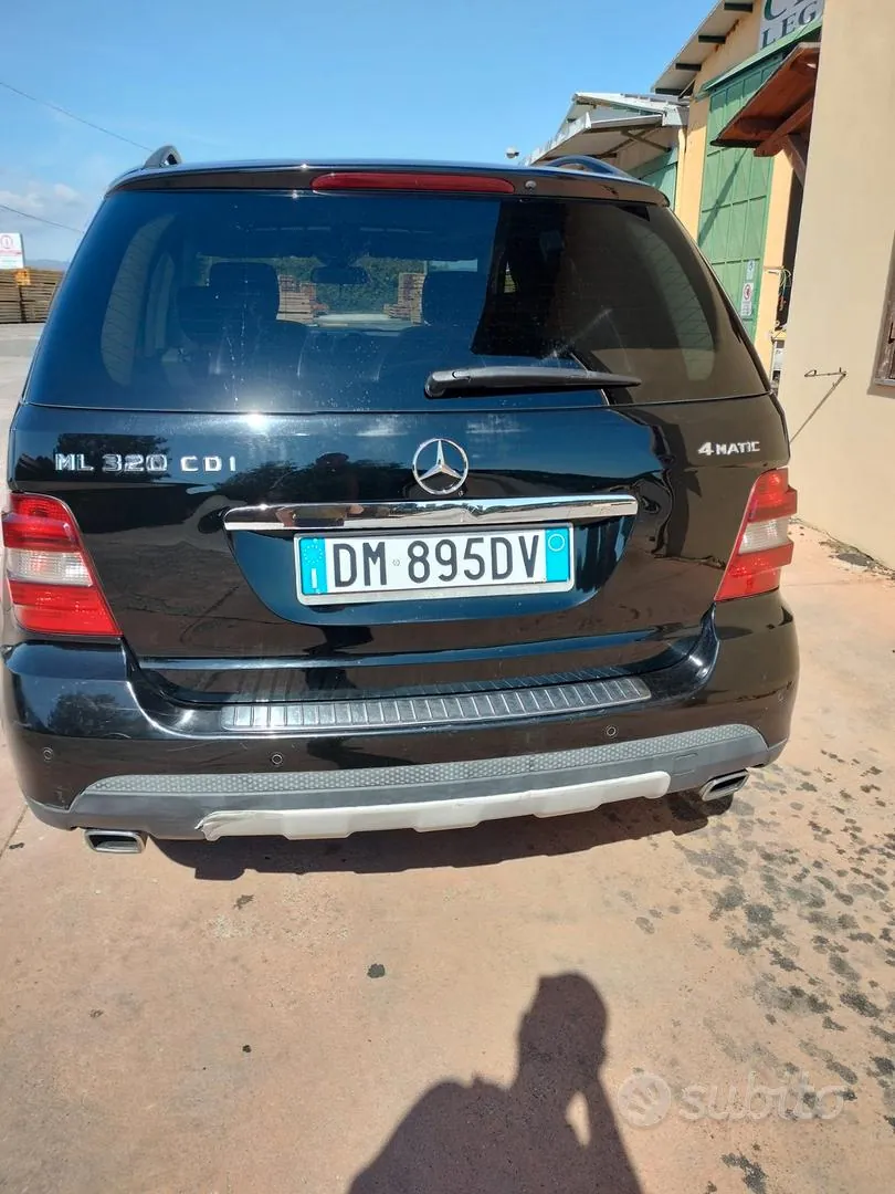 Mercedes-Benz 320 2008 photo 4