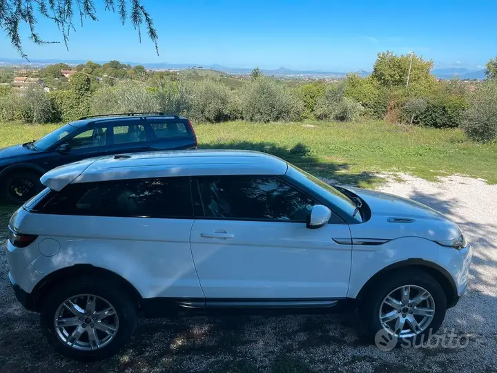 Land Rover Range Rover Evoque 2011 photo 5