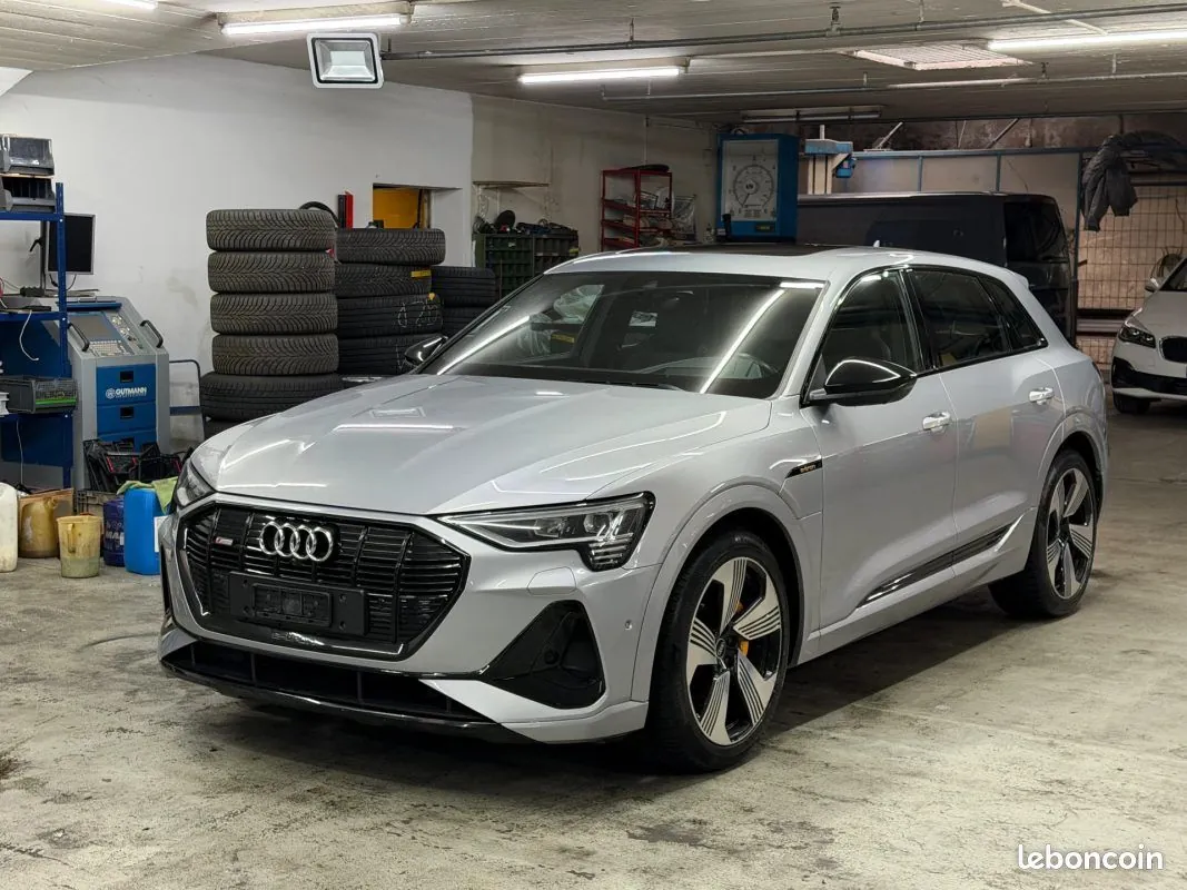Audi E-Tron 2021 photo 4