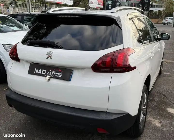 Peugeot 2008 2019 photo 3