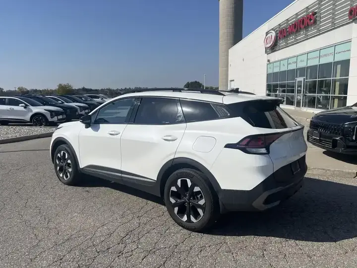 Kia Sportage 2023 photo 3