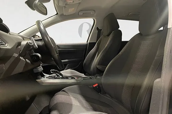 Peugeot 308 2019 photo 3