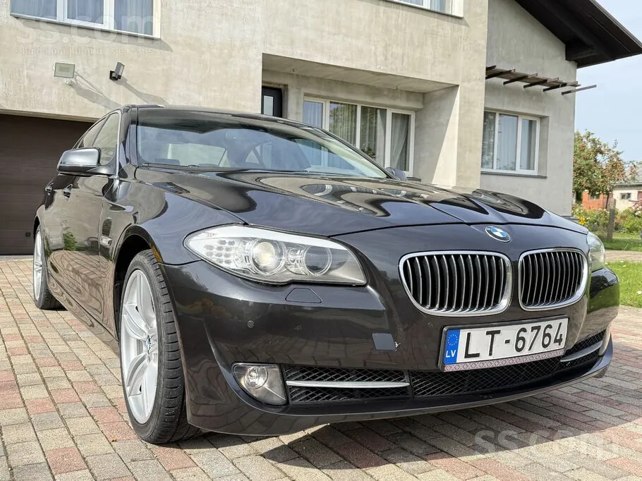 BMW F10 2010 photo 4