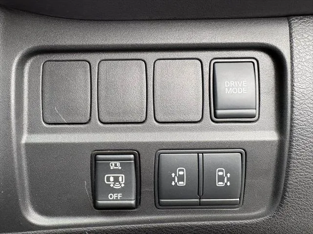 Nissan Serenade 2021 photo 5