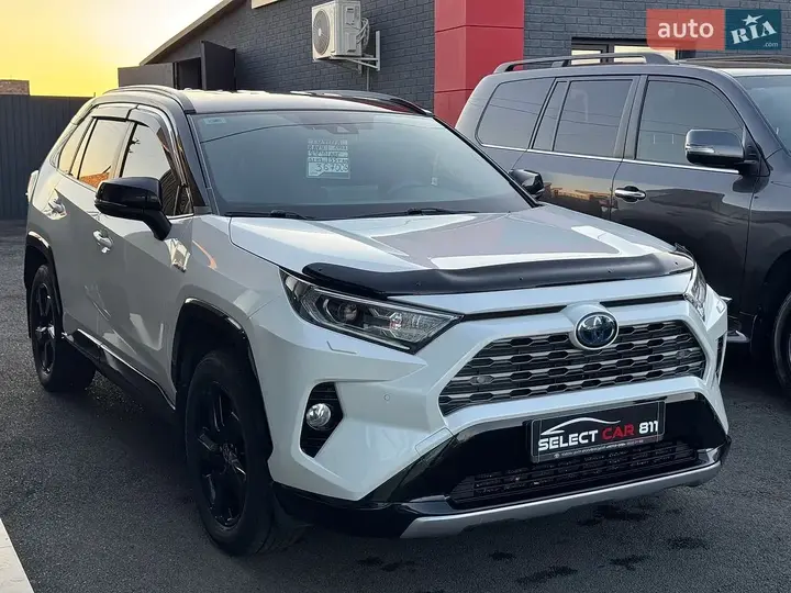 Toyota Rav4 2021 photo 3