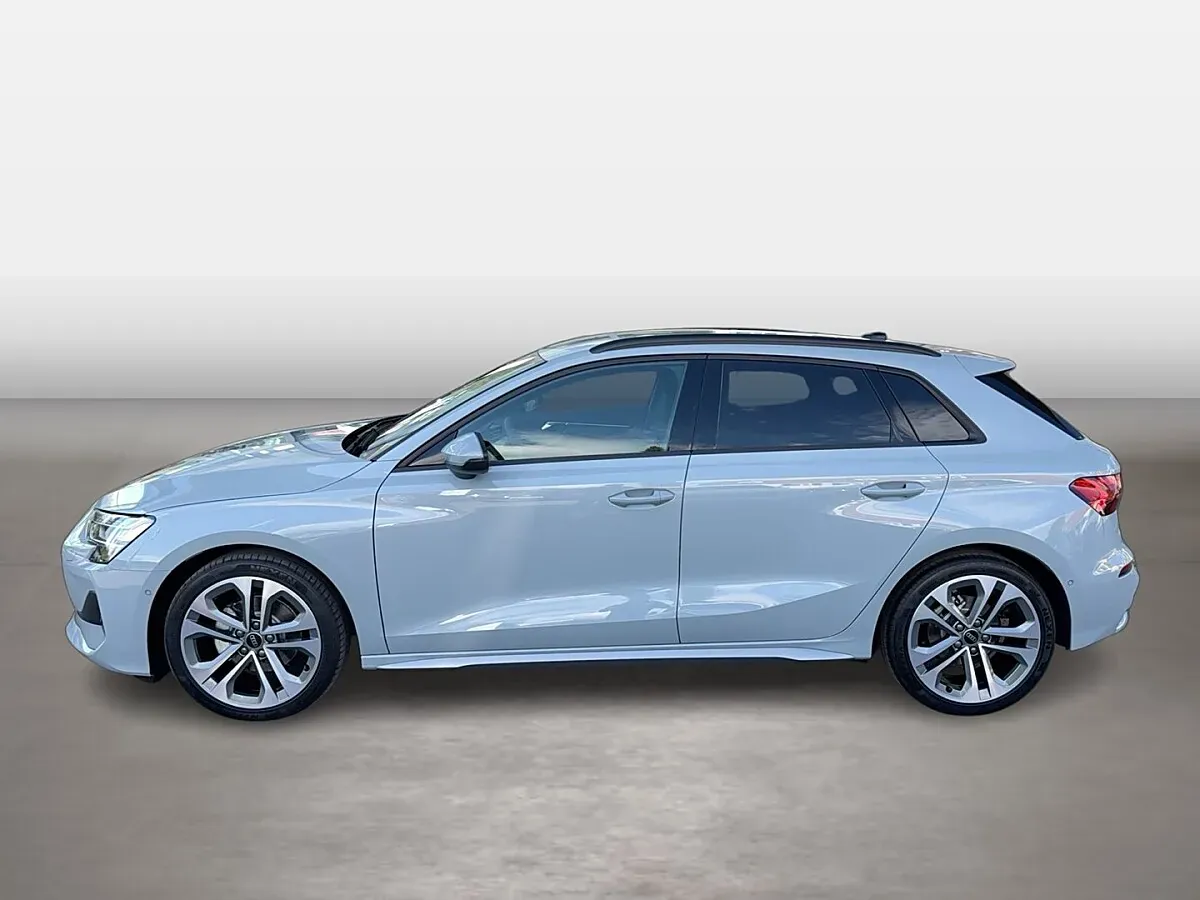 Audi A3 2026 photo 2