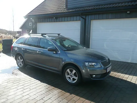 Skoda Octavia 2017 photo 3