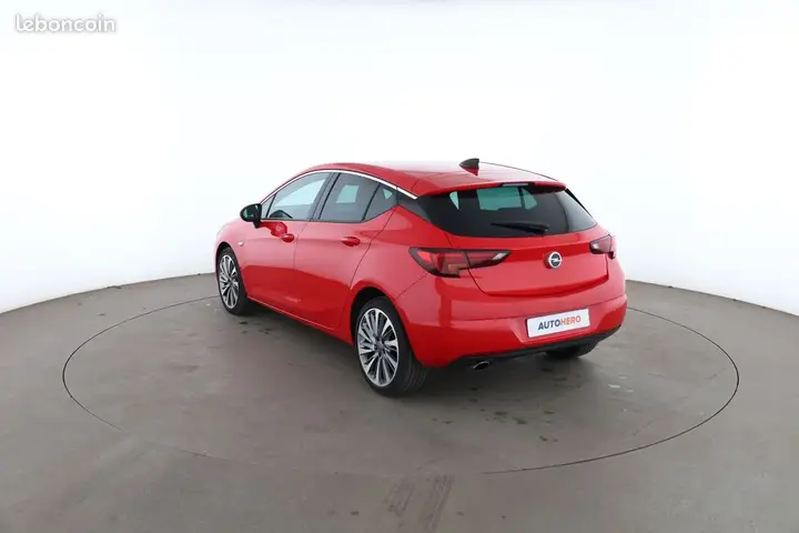 Opel Astra 2017 photo 2