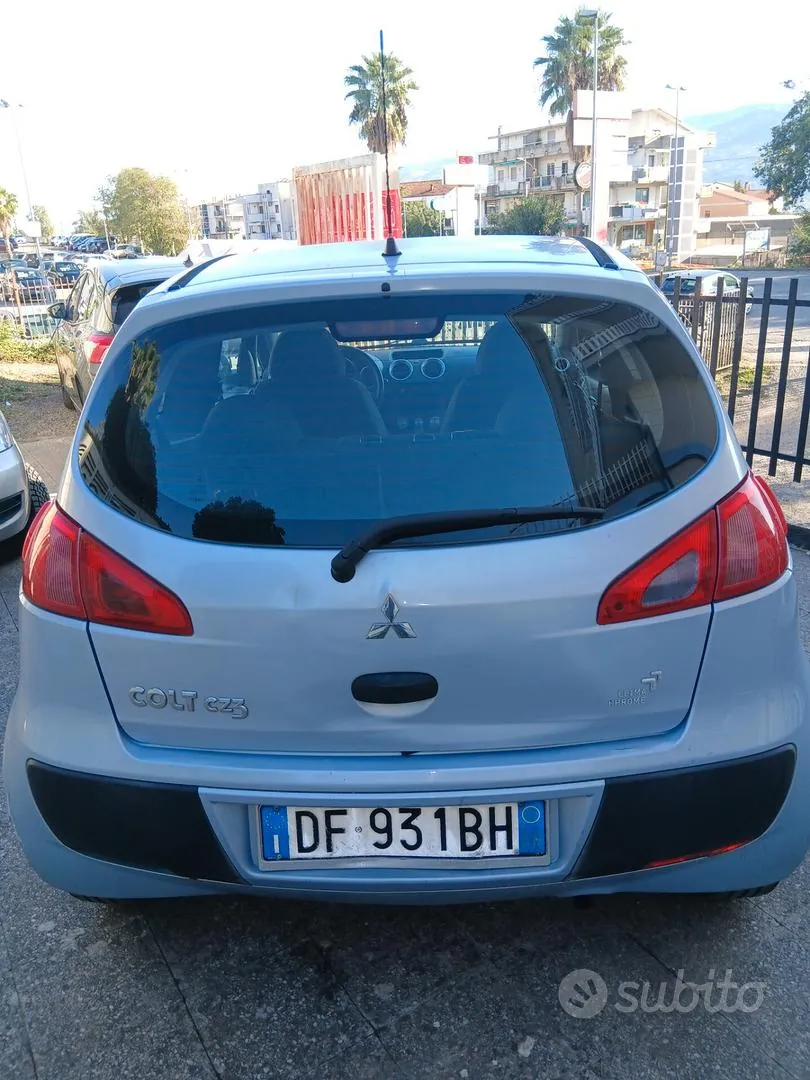 Mitsubishi Colt 2007 photo 2