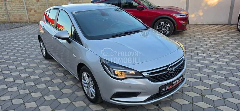 Opel Astra K 2017 photo 5
