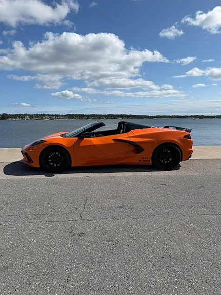 Chevrolet Corvette 2023 photo 2