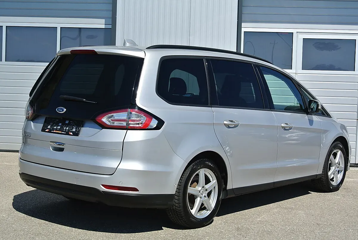 Ford Galaxy 2022 photo 2